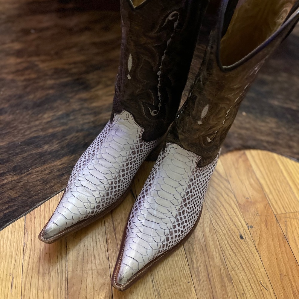 Cowboy boots - Picture 2 of 6